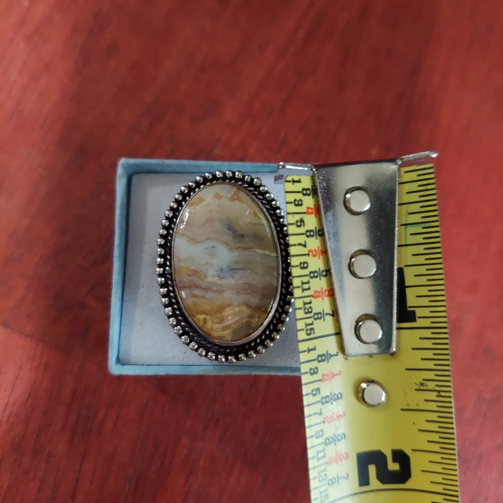 Handcrafted Mexican Crazy Lace Agate Oversized Oval Ring (7) - Picture 6 of 16